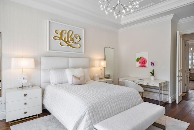 bedroom featuring baseboards, dark wood-type flooring, an inviting chandelier, and crown molding