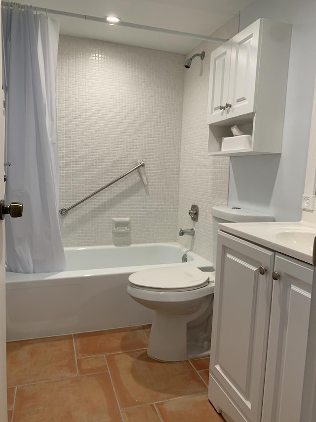 750 Burgundy P, Delray Beach, FL 33484 - full bathroom featuring shower / bath combo with shower curtain, toilet, tile patterned flooring, and vanity