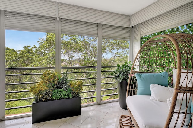 view of sunroom / solarium