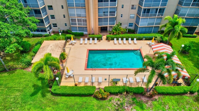 6461 NW 2nd Ave Unit 413, Boca Raton, FL 33487 - community pool with a patio