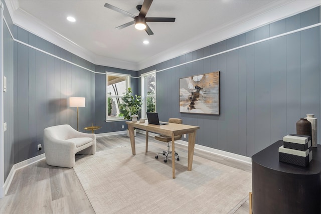 office space with baseboards, ceiling fan, ornamental molding, light wood-style floors, and recessed lighting