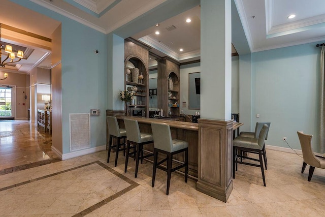 bar with visible vents, baseboards, ornamental molding, an inviting chandelier, and recessed lighting