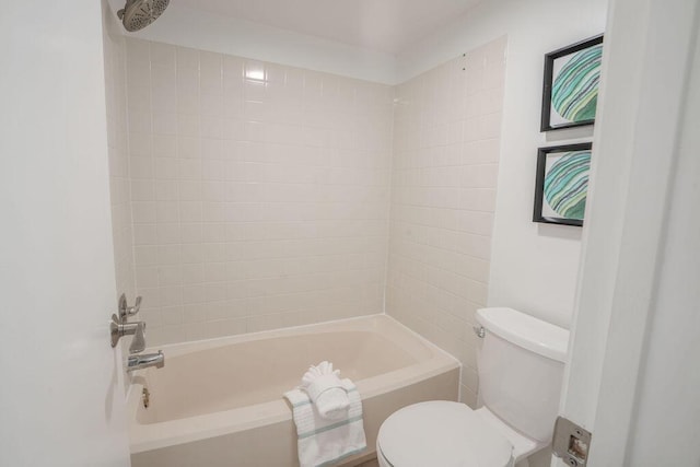 9785 Pineapple Tree Dr Unit 103, Boynton Beach, FL 33436 - full bathroom with toilet and washtub / shower combination