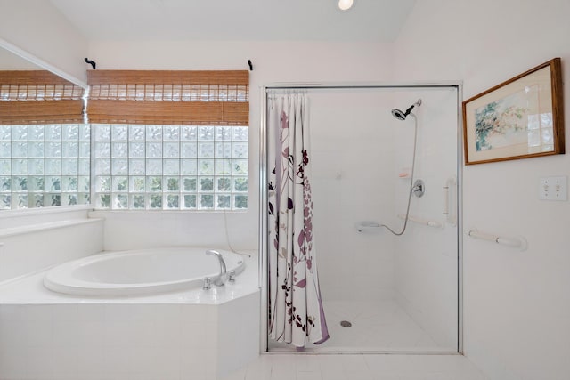 3190 SE Carrick Green Ct, Port Saint Lucie, FL 34952 - full bath featuring a shower stall and a garden tub