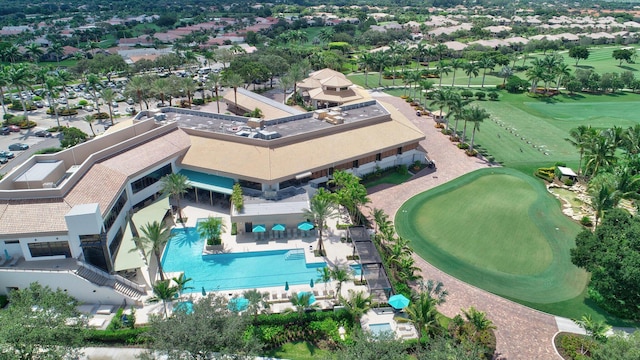 drone / aerial view with view of golf course