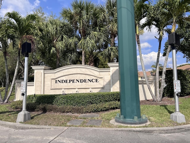 view of community / neighborhood sign