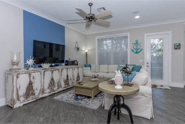 living area with recessed lighting, wood finished floors, a ceiling fan, visible vents, and crown molding