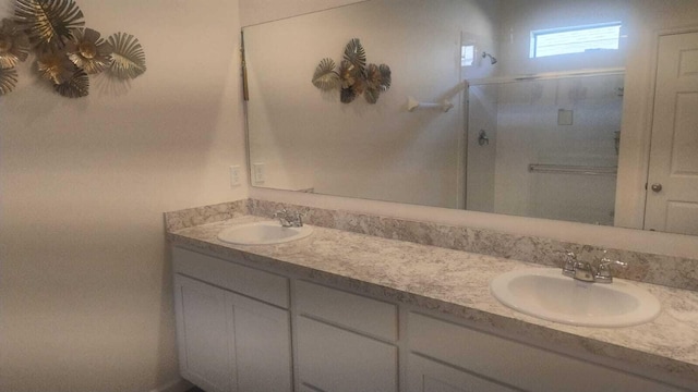 6259 NW Regent St, Port Saint Lucie, FL 34983 - full bath featuring a sink and double vanity