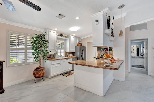 kitchen with stainless steel fridge with ice dispenser, dishwashing machine, ornamental molding, a peninsula, and a sink