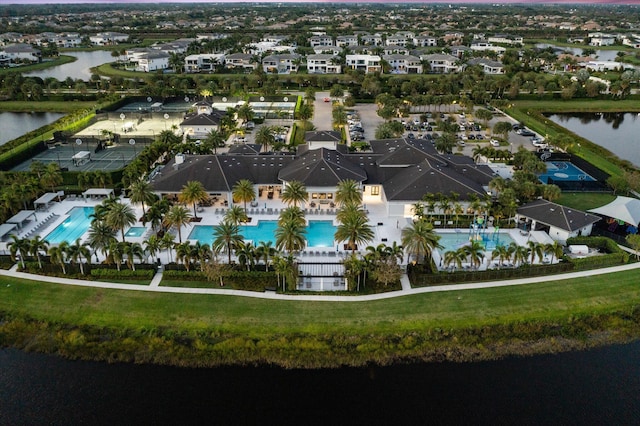 bird's eye view featuring a water view