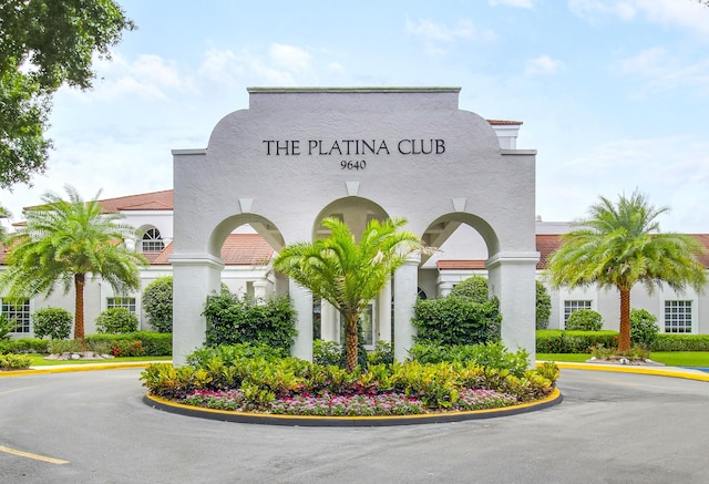 view of building exterior
