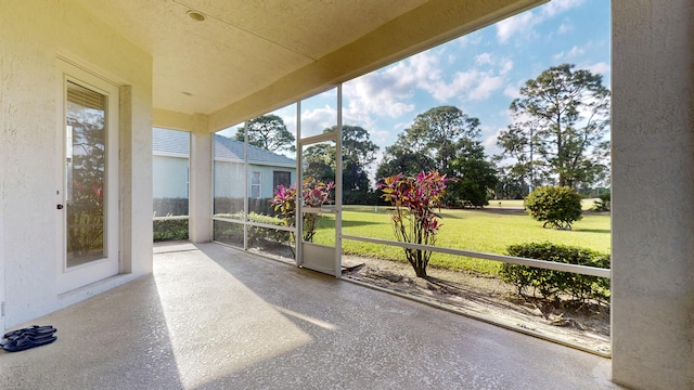 view of sunroom / solarium