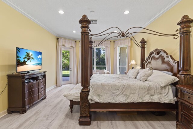 bedroom featuring access to exterior, visible vents, light wood finished floors, crown molding, and baseboards