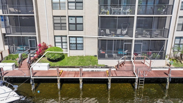 dock area featuring a water view