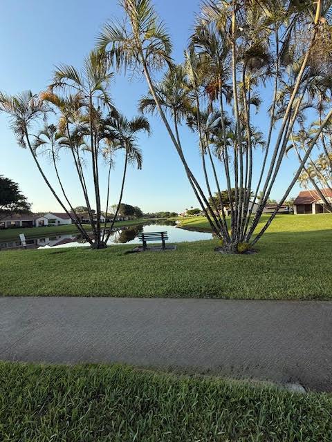6367 Long Key Ln, Boynton Beach, FL 33472 - view of community with a lawn and a water view