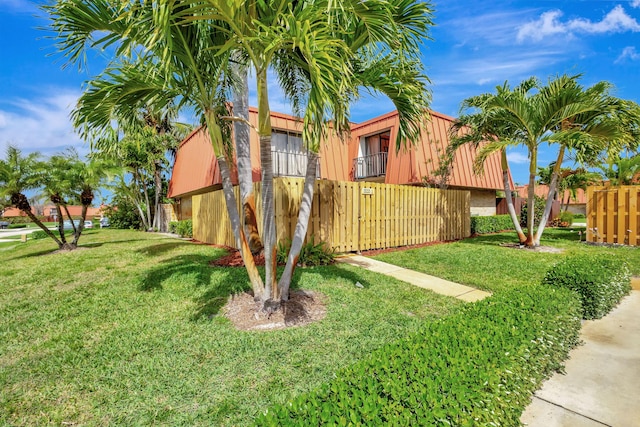 view of yard with a fenced front yard