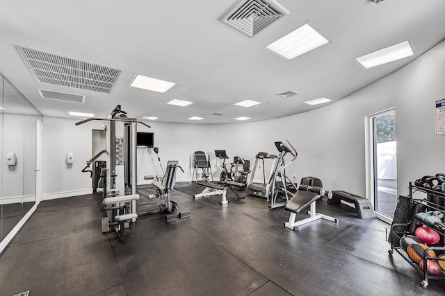 workout area featuring visible vents and baseboards