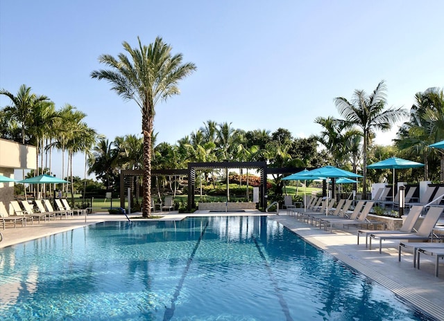 7290 Clunie Pl Unit 14404, Delray Beach, FL 33446 - community pool featuring a patio