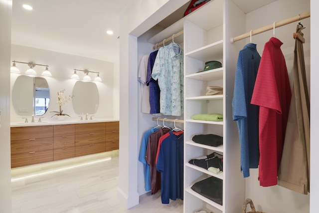 8579 SE Sabal St, Hobe Sound, FL 33455 - closet with a sink