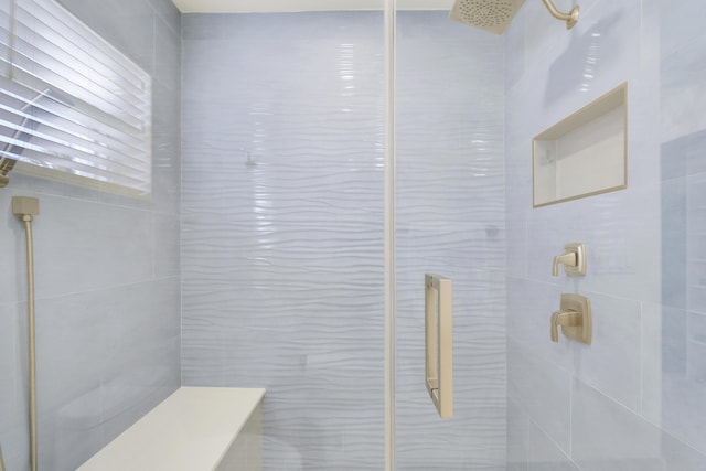 8579 SE Sabal St, Hobe Sound, FL 33455 - full bathroom with a tile shower