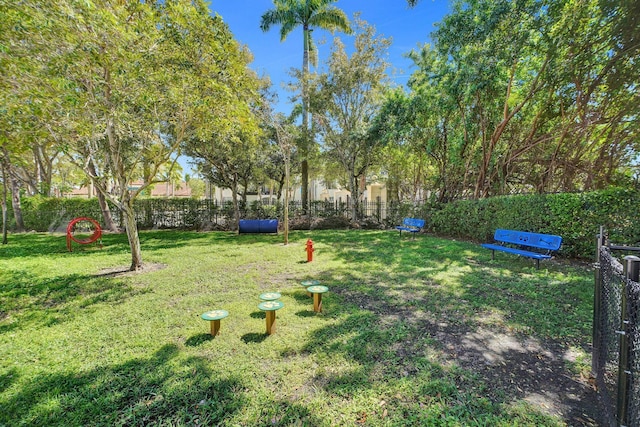 view of yard featuring fence