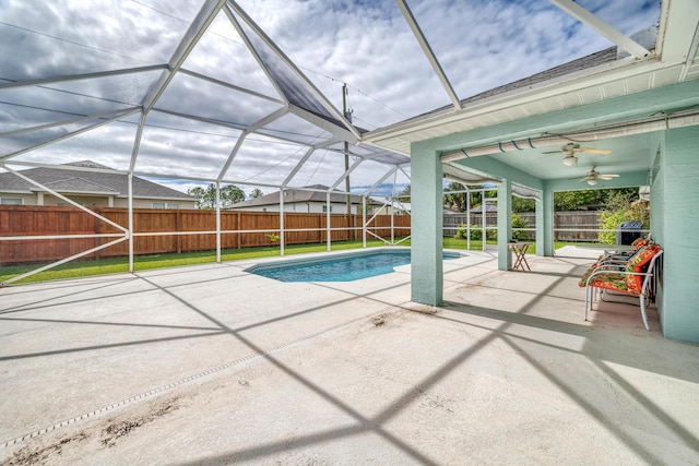 view of pool featuring a fenced in pool, a patio, ceiling fan, a lanai, and a fenced backyard