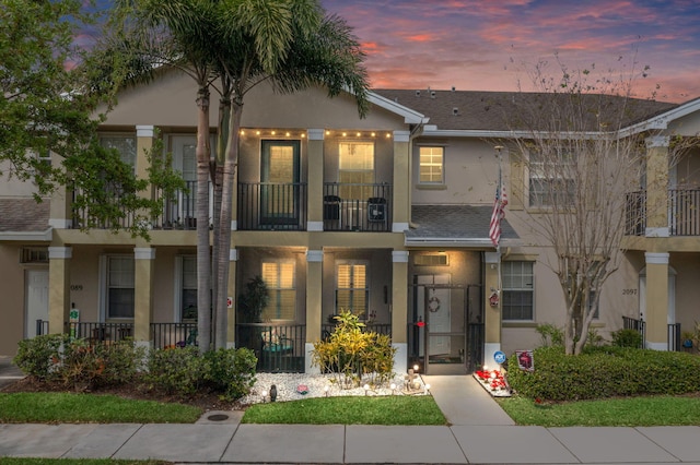 multi unit property featuring stucco siding