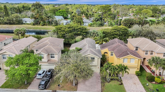 birds eye view of property featuring a residential view