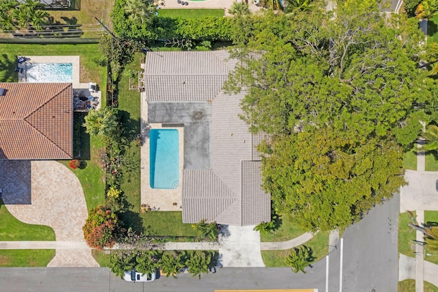 birds eye view of property