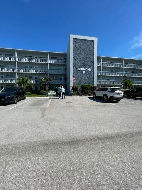352 Richmond F 352, Deerfield Beach, FL 33442 - view of property with uncovered parking