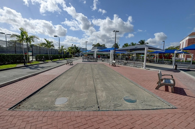 352 Richmond F 352, Deerfield Beach, FL 33442 - view of home's community with fence