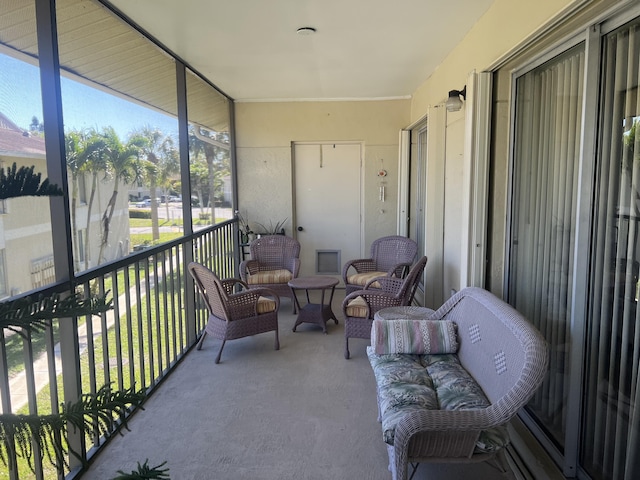 sunroom / solarium featuring visible vents