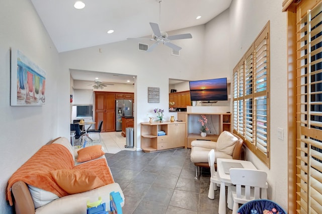 living area featuring recessed lighting, visible vents, and ceiling fan