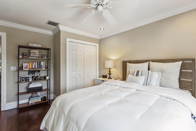 21741 Westmont Ct, Boca Raton, FL 33428 - bedroom featuring wood finished floors, a closet, crown molding, and ceiling fan