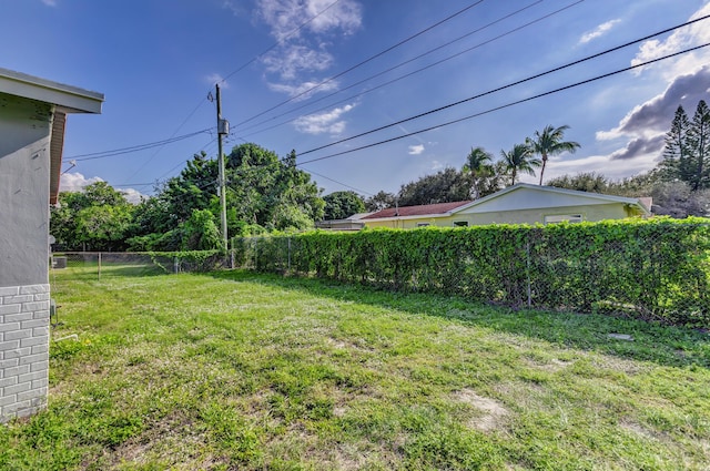 view of yard featuring fence