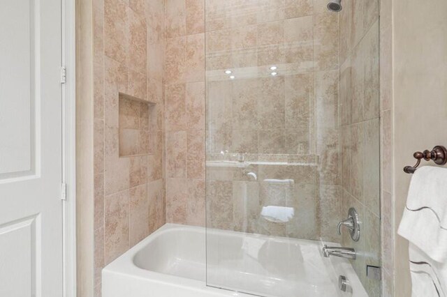 bathroom with shower / bathtub combination