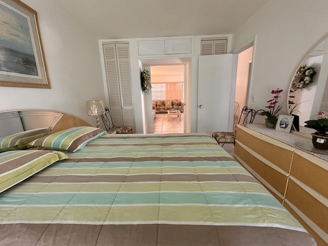 bedroom featuring a closet