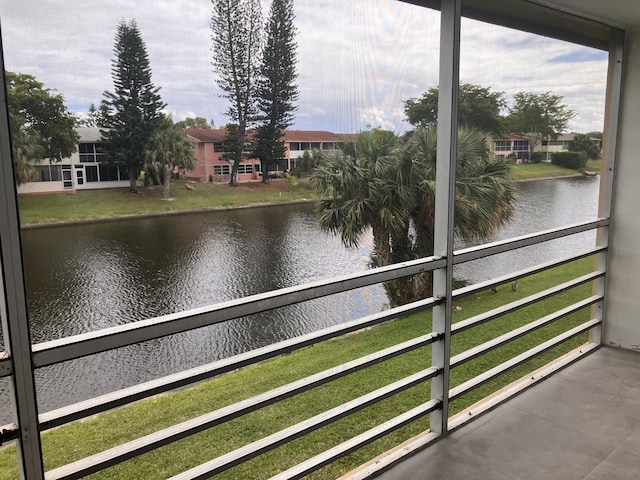 view of yard featuring a residential view