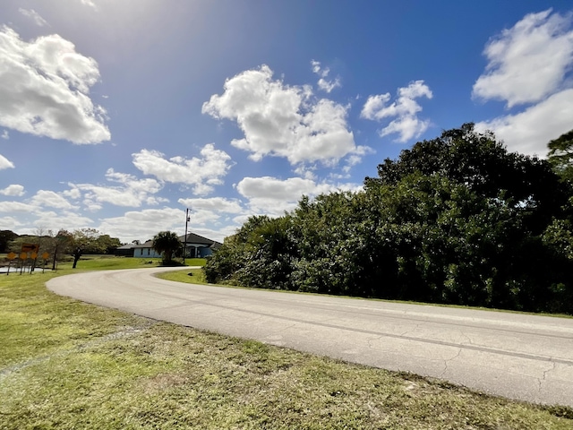 Listing photo 2 for 4674 SW Masefield St, Port Saint Lucie FL 34953