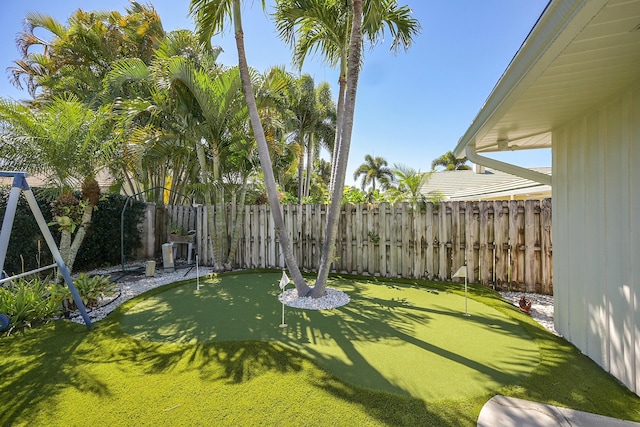 view of yard featuring a fenced backyard