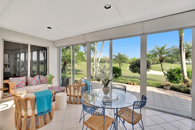 view of sunroom / solarium