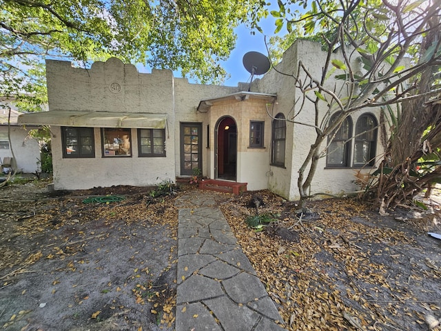 view of front of property with stucco siding