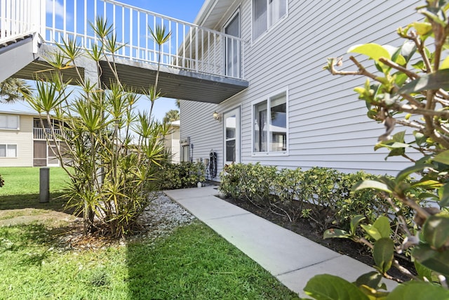 218 SE Village Dr Unit 218, Port Saint Lucie, FL 34952 - view of community with a lawn