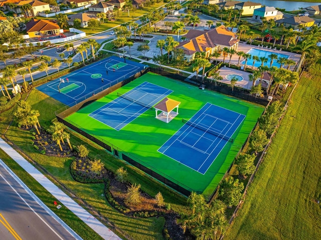 birds eye view of property featuring a residential view