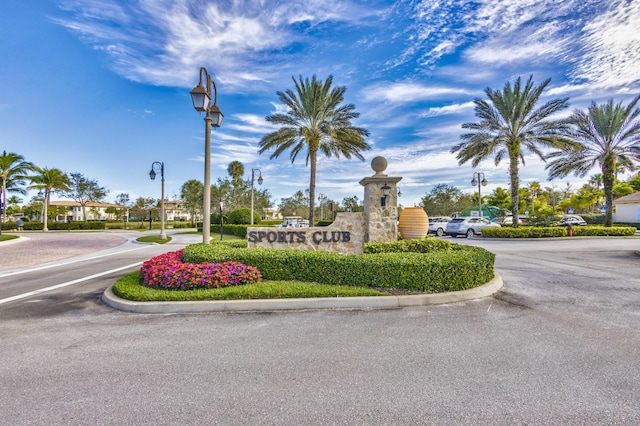 view of community / neighborhood sign