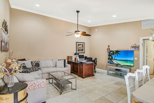 living area with recessed lighting, visible vents, baseboards, a ceiling fan, and ornamental molding