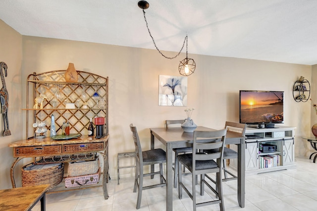 dining room featuring light tile patterned floors