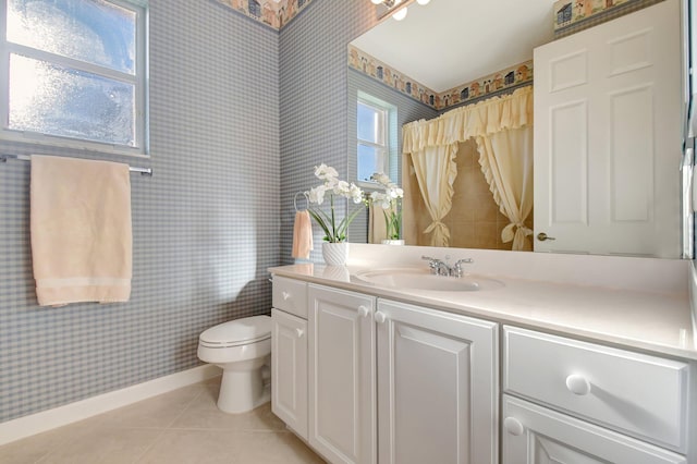 9429 Lantern Bay Cir, West Palm Beach, FL 33411 - full bathroom with toilet, tile patterned floors, wallpapered walls, vanity, and a shower with curtain
