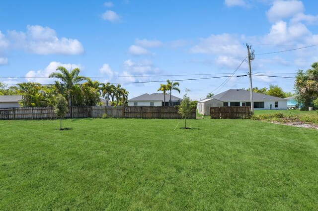 322 Becker Rd Unit 13, Port Saint Lucie, FL 34953 - view of yard