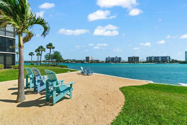 water view featuring a view of city